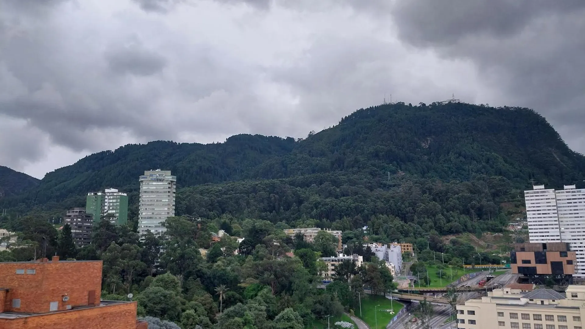 Spectacular View In Bogota Apartment